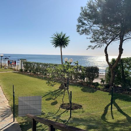 Ferienwohnung Apartament Aguamarina On The Beach Front Mijas Exterior foto