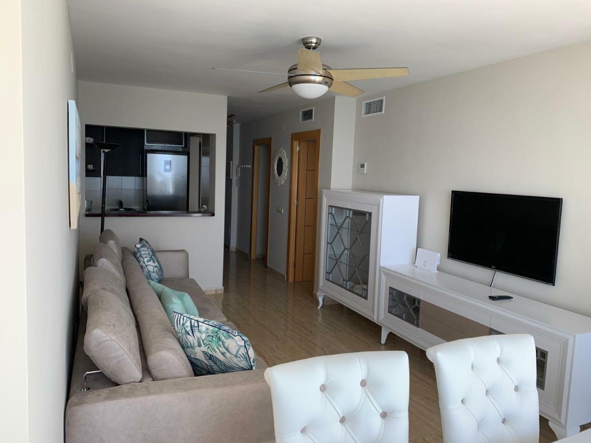 Ferienwohnung Apartament Aguamarina On The Beach Front Mijas Exterior foto