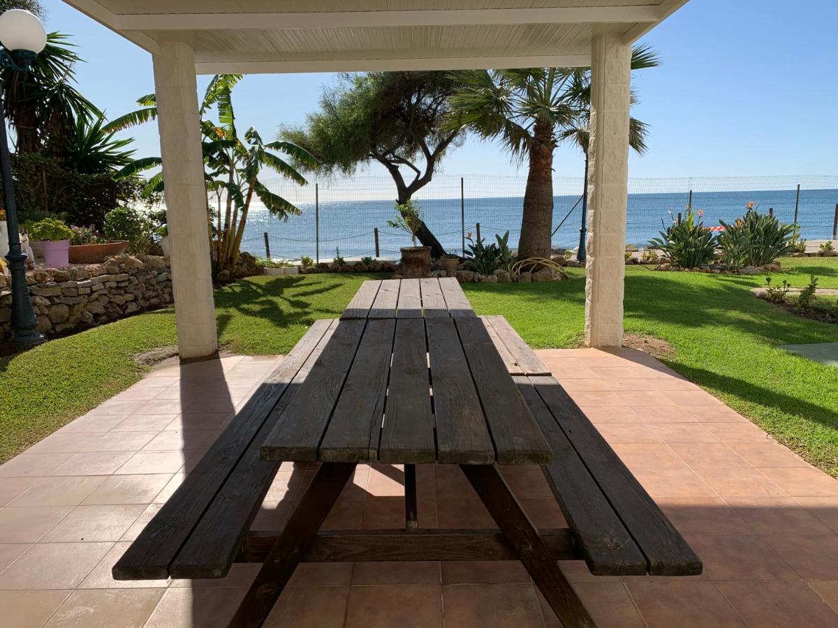 Ferienwohnung Apartament Aguamarina On The Beach Front Mijas Exterior foto
