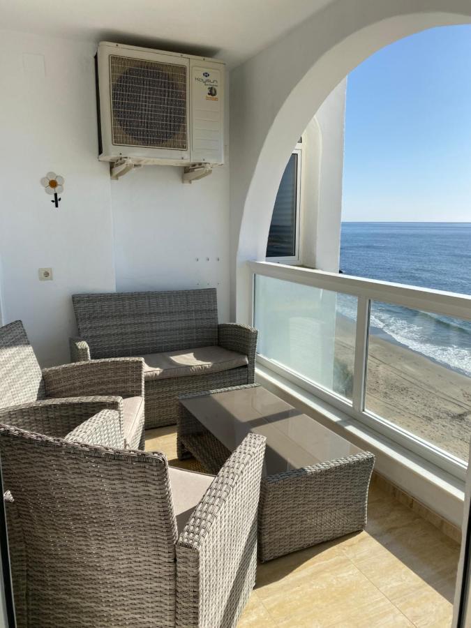 Ferienwohnung Apartament Aguamarina On The Beach Front Mijas Exterior foto